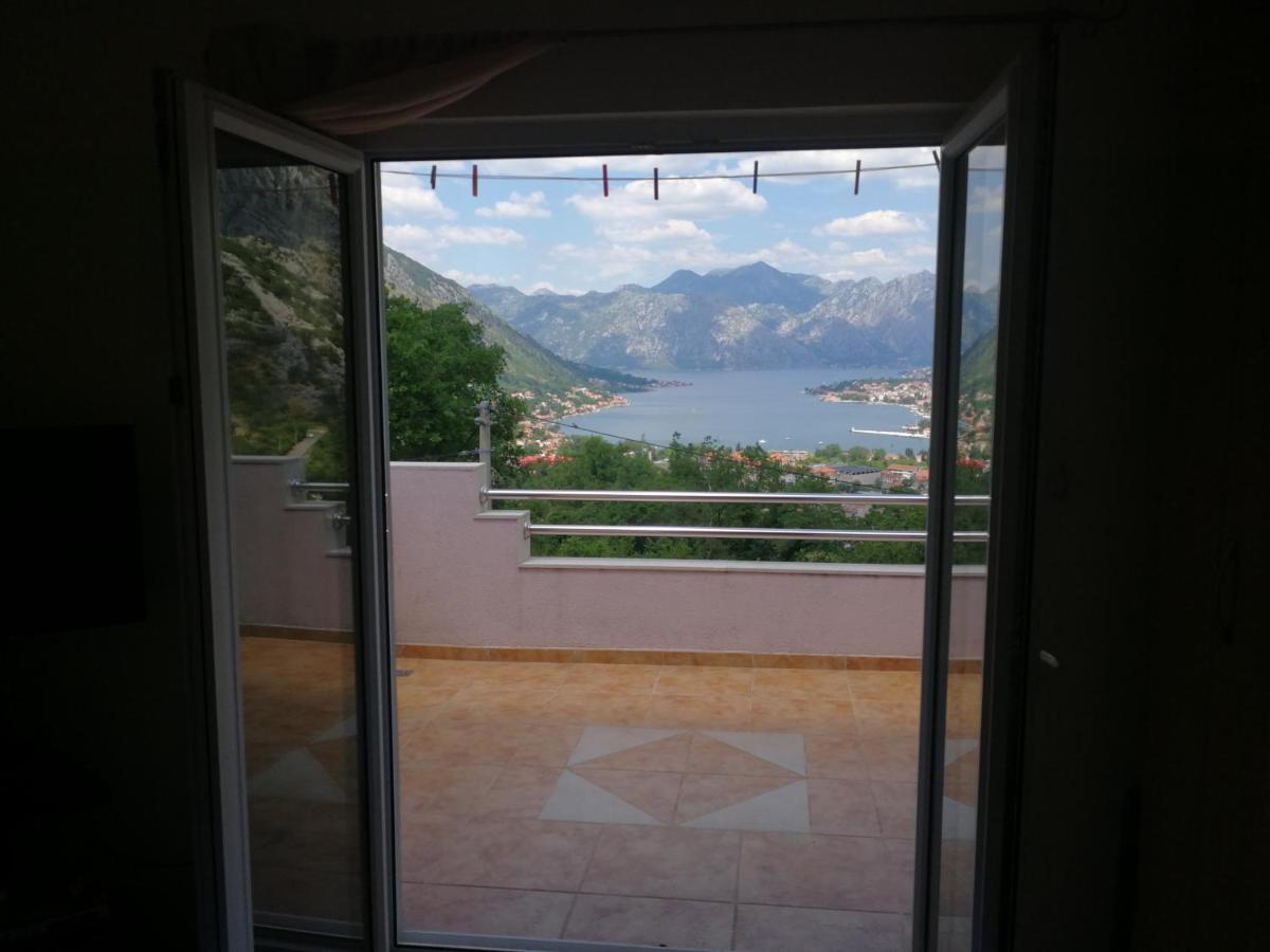 Tim Apartamento Kotor Exterior foto